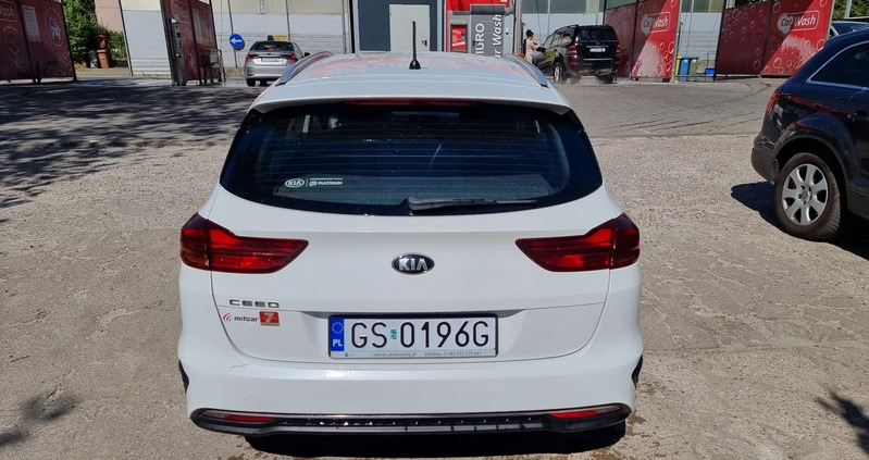 Kia Ceed cena 47970 przebieg: 177300, rok produkcji 2019 z Słupsk małe 67